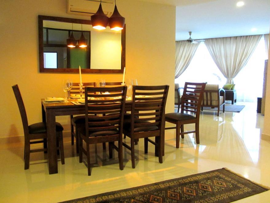 Samsuria Beach Apartment Resort チェラティン エクステリア 写真