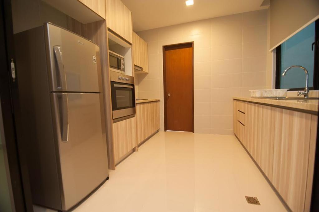 Samsuria Beach Apartment Resort チェラティン エクステリア 写真